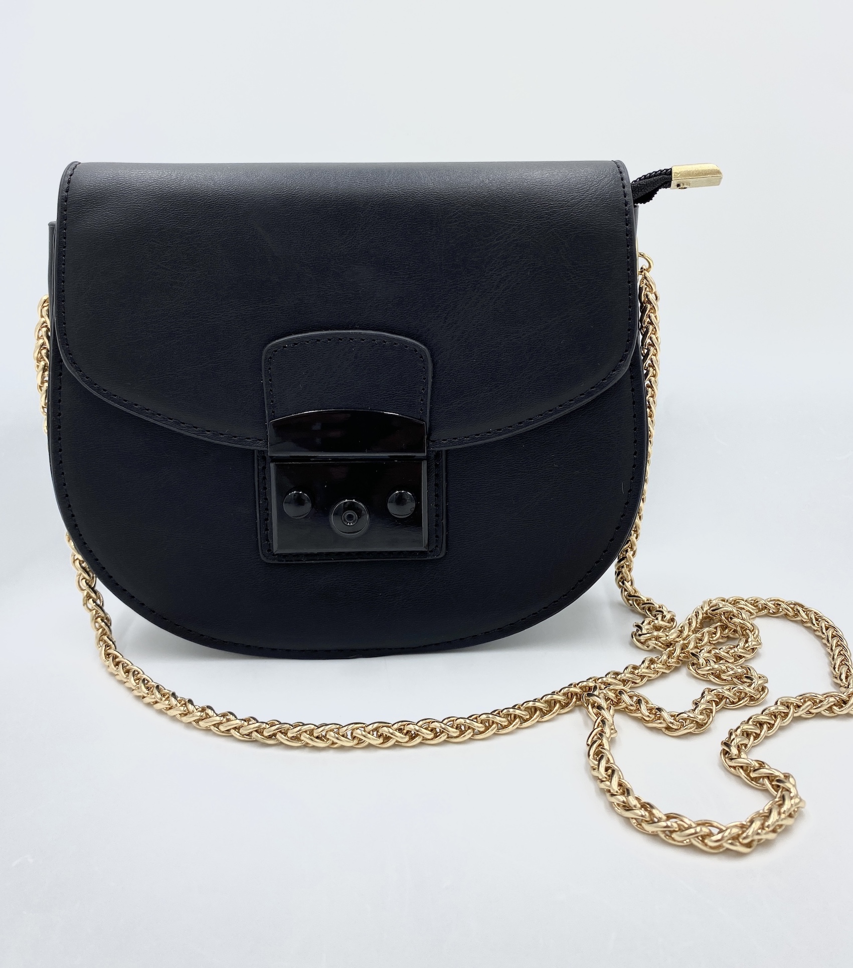 Sofia Chain Strap Purse I Sassy Black Emboss Chain Strap Shoulder Bag –  Sofia Collections